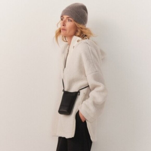 The White Company Borg Oversized Sherpa Hoodie Cream Pullover Funnel Neck Size S - Picture 2 of 8